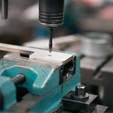 Keller Laser AG  -  Blechbearbeitung  Laserschneiden Abkanten Schweissen Pulverbeschichten - Mechanische Bearbeitung