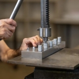 A. Merki AG  -  Mechanische Teile Mechanische Oberflächenbehandlung Drehen Fräsen Zerspanung - Fertigung mit Montage