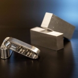 Premag Präzisionsmechanik AG  -  Präzisionsmechanik Zerspanung Messen Drehen Fräsen - CNC-Fräsen