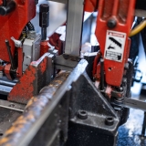 Premag Präzisionsmechanik AG  -  Präzisionsmechanik Zerspanung Messen Drehen Fräsen - CNC-Sägen